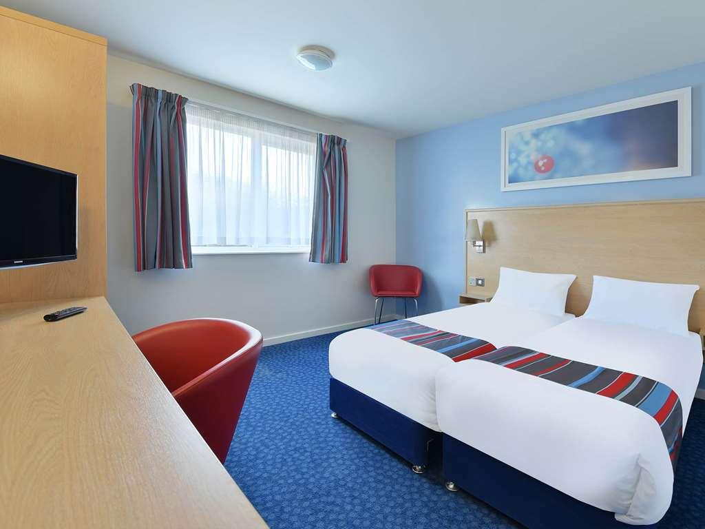 Travelodge Edinburgh Dreghorn Chambre photo