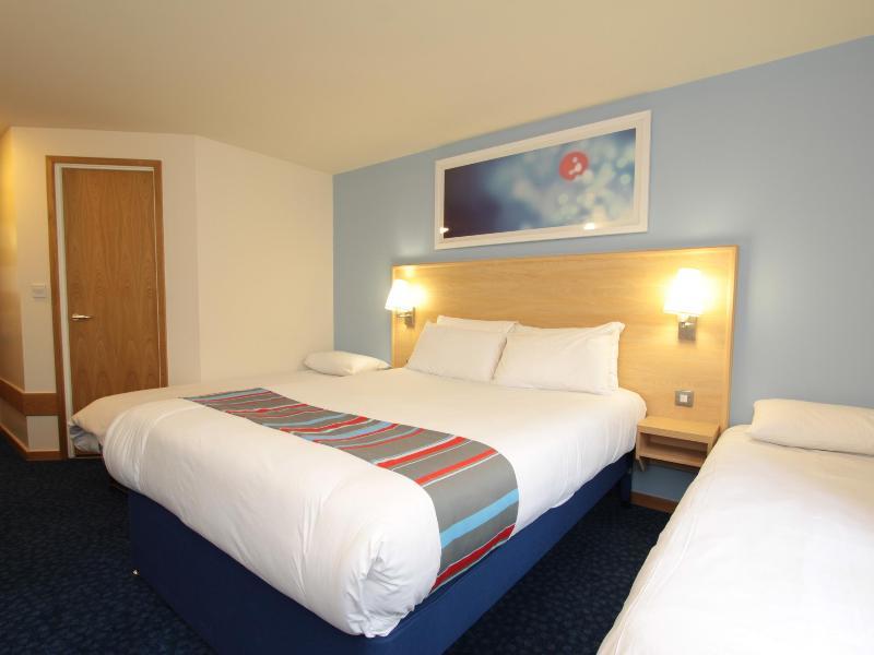 Travelodge Edinburgh Dreghorn Extérieur photo